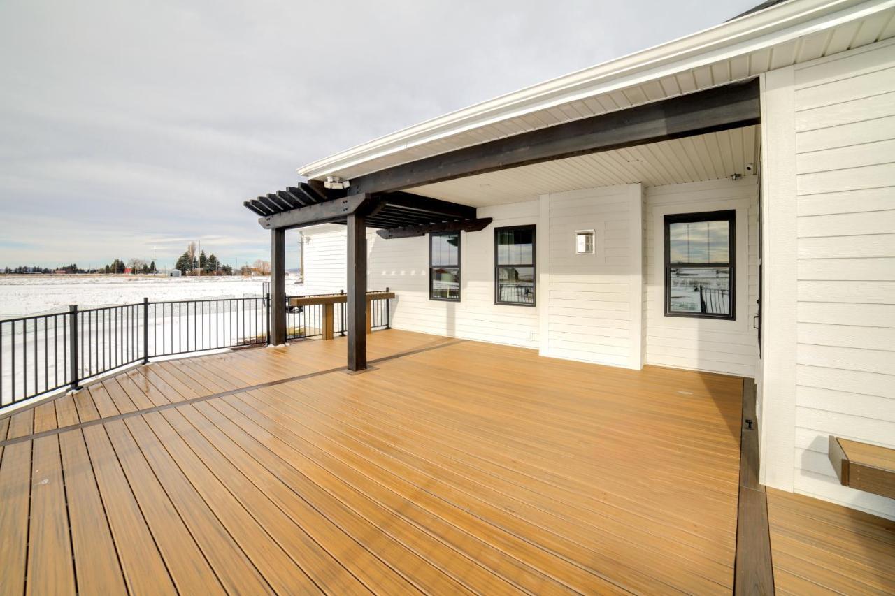 Teton Valley Getaway With Private Deck And Hot Tub! Ащън Екстериор снимка