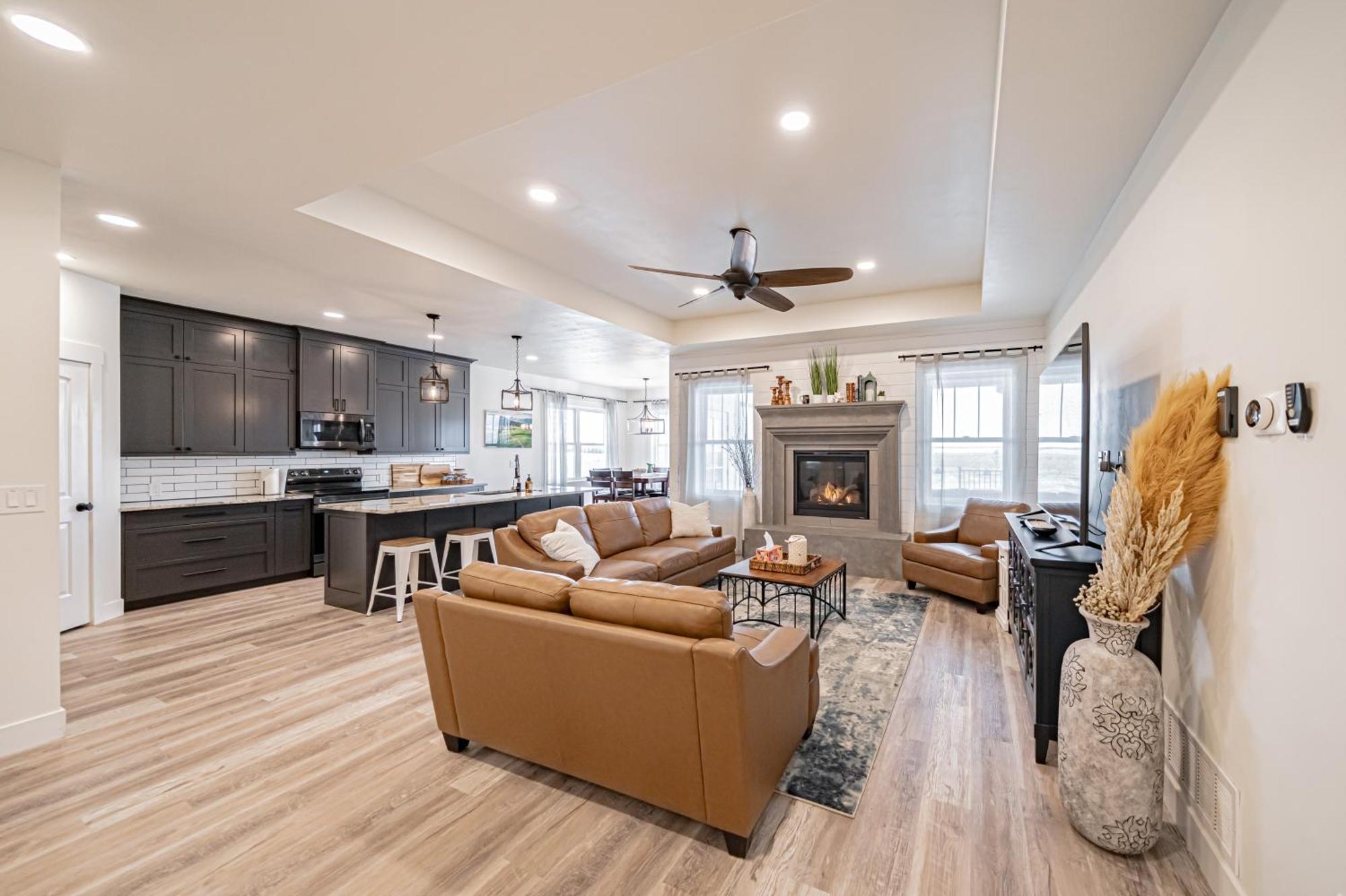 Teton Valley Getaway With Private Deck And Hot Tub! Ащън Екстериор снимка